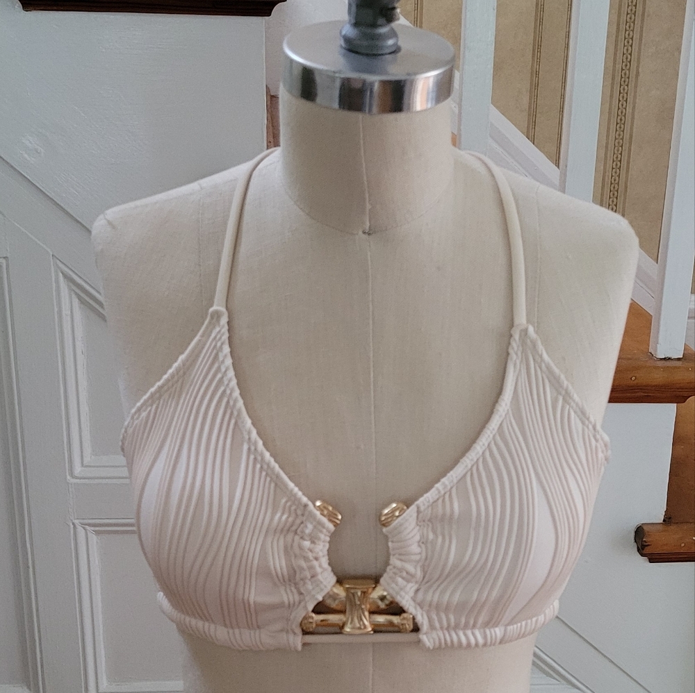 ZAFUL Ribbed Gold Metal Ring Criss Cross Cream Bikini Top Size 6 - Picture 2 of 7